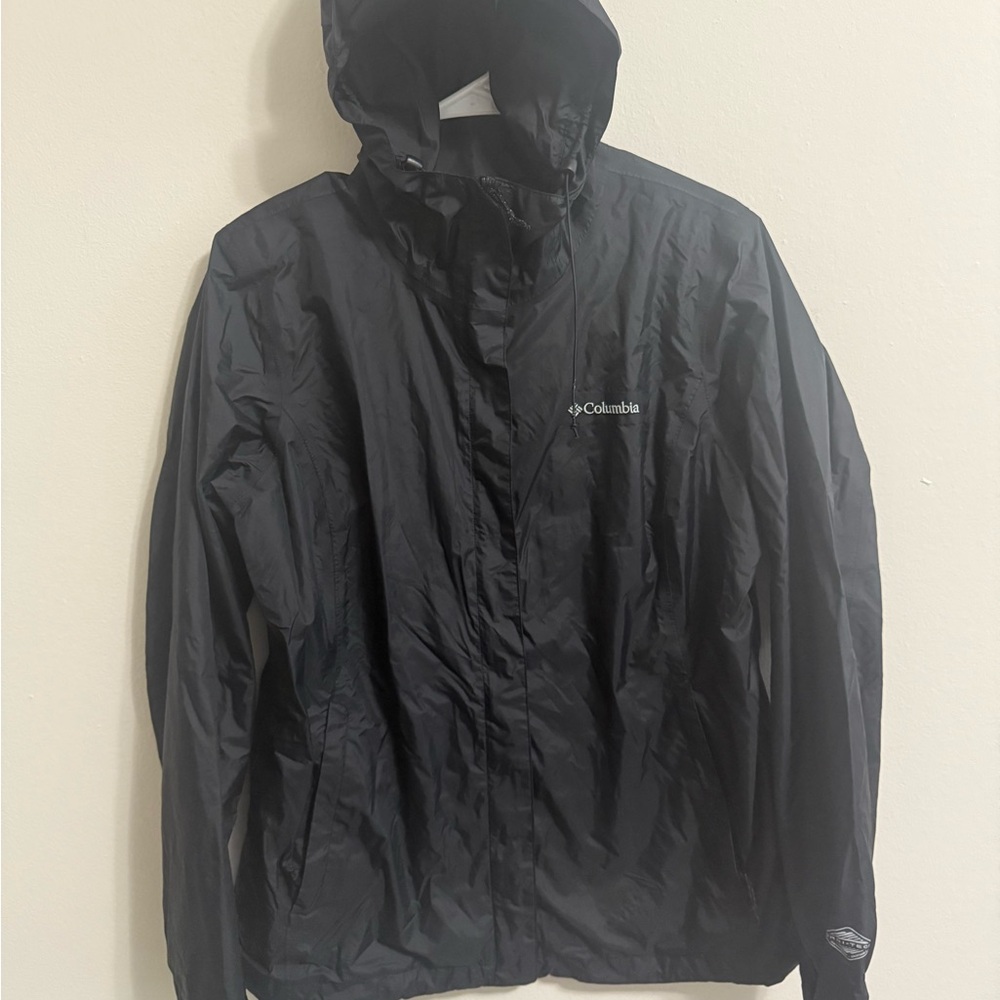 Columbia Women’s Black Hooded Rain Jacket